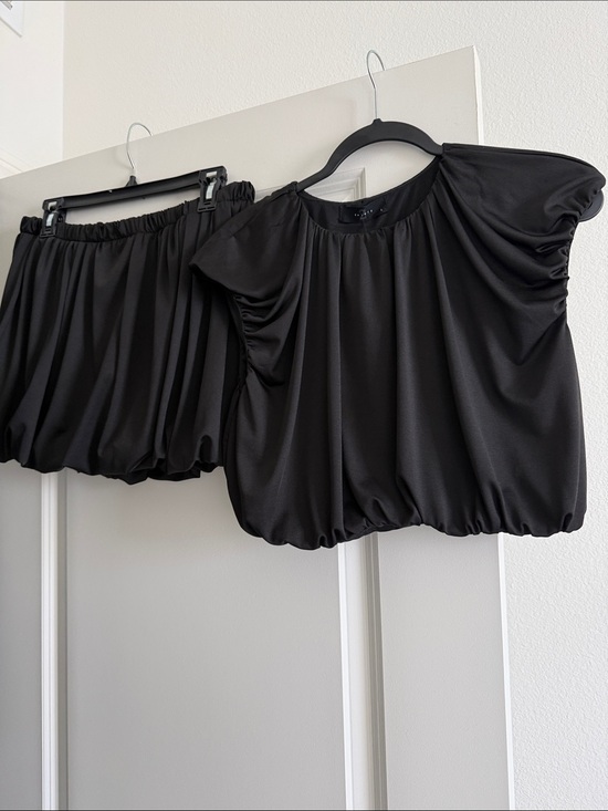 21 Saints Dresses & Skirts - Women's Black Bubble Hem Skirt